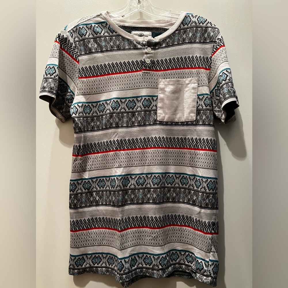 On The Byas Mens Shook Ethnic Jacquard Henley T-Shirt size Med